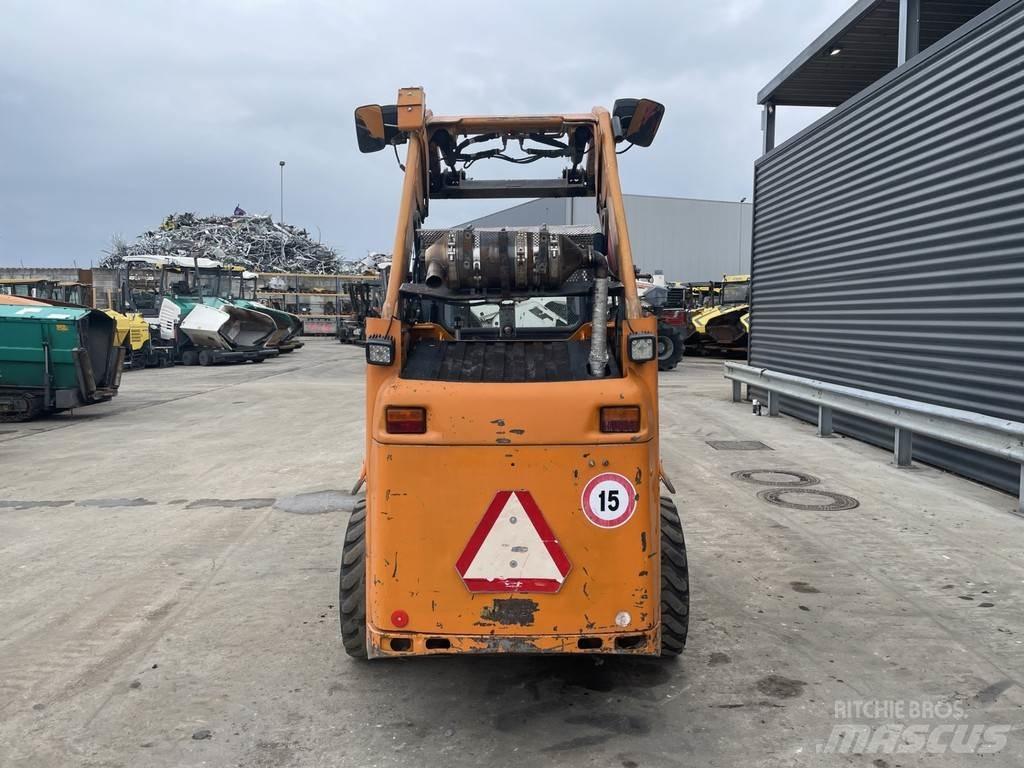 CAT 226B Utilaje de manevrarea a bustenilor