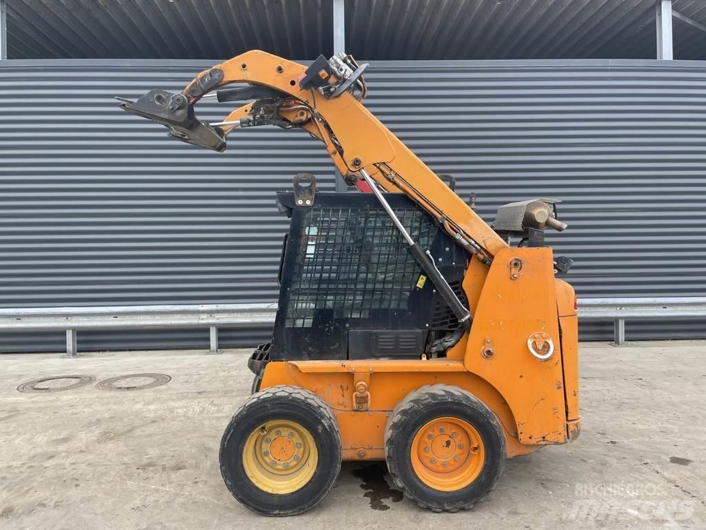 CAT 226B Utilaje de manevrarea a bustenilor