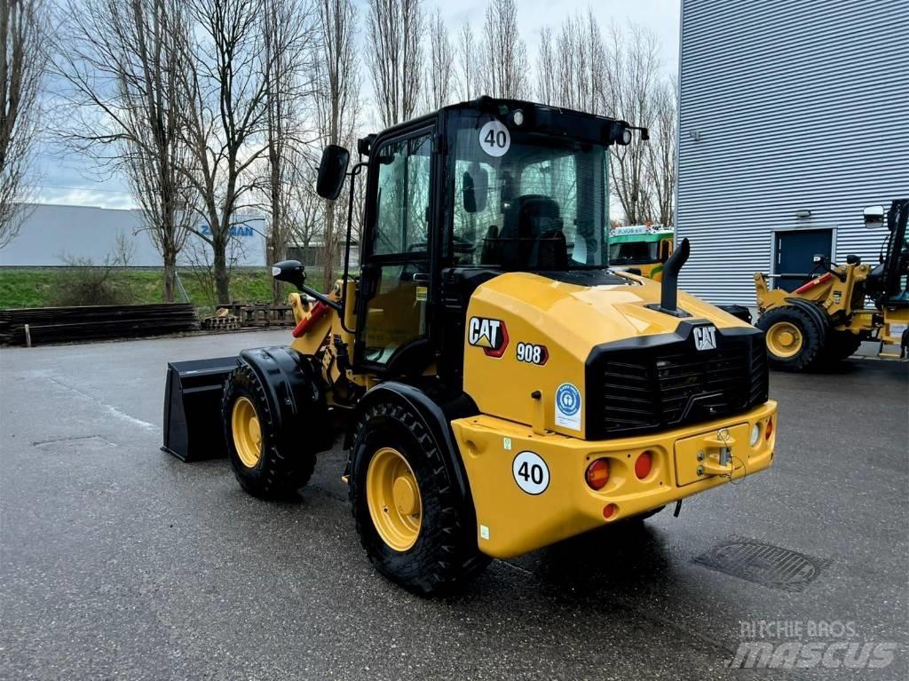 CAT 908 Incarcator pe pneuri