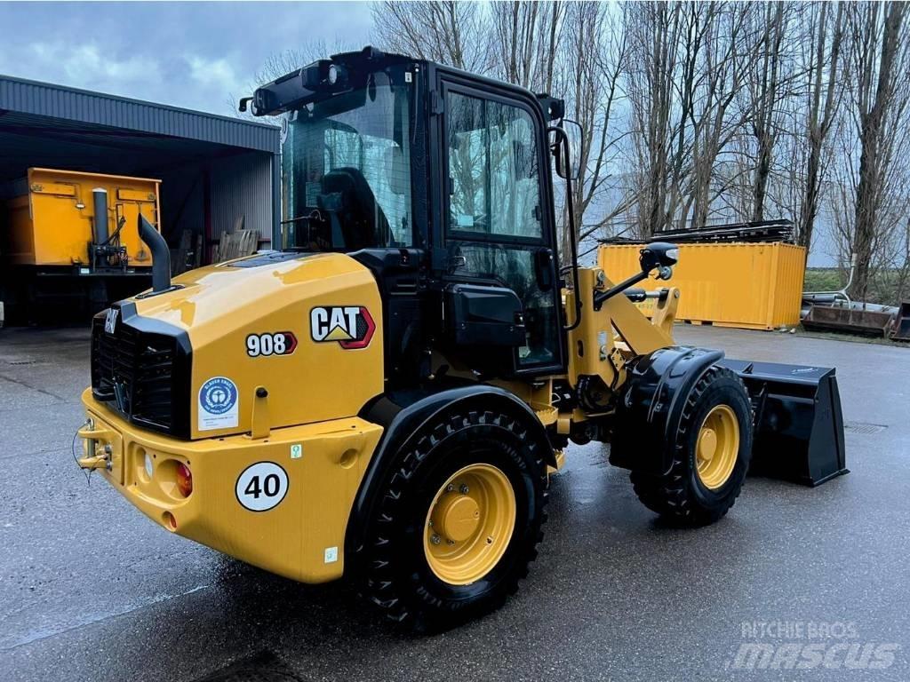 CAT 908 Incarcator pe pneuri