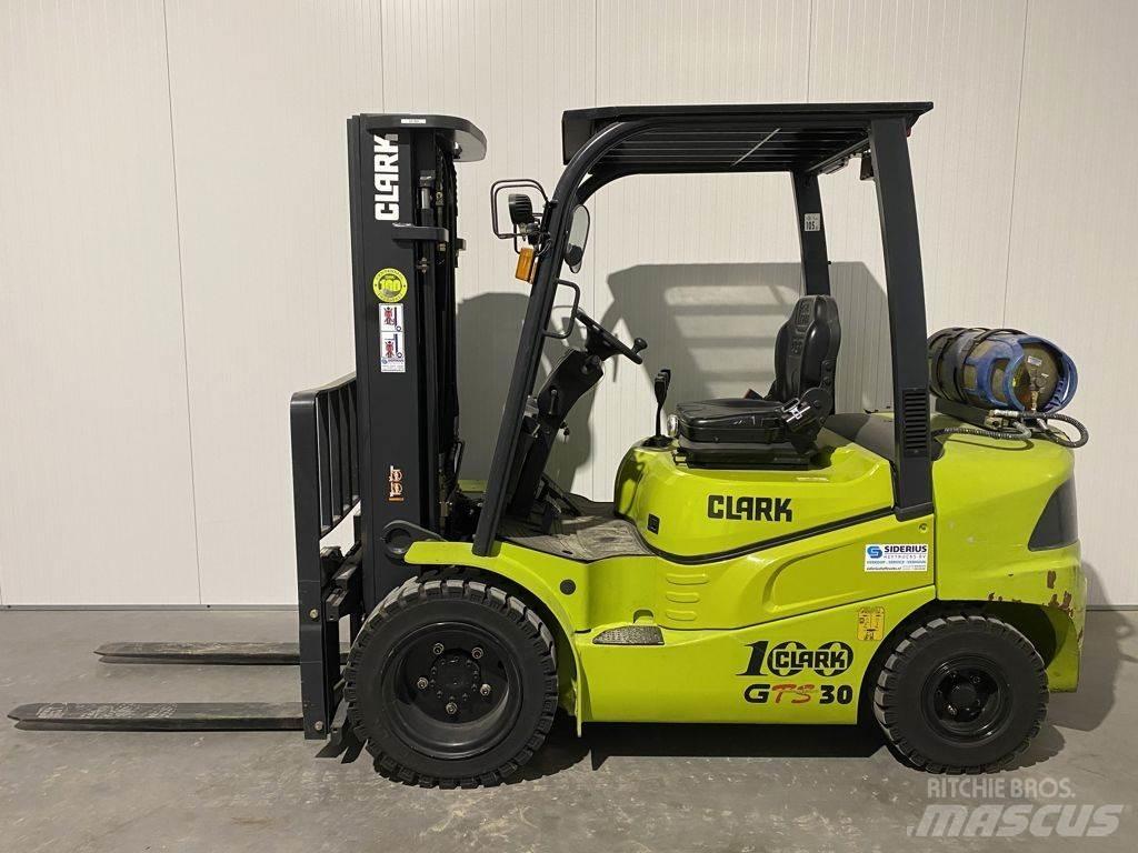 Clark GTS30 Stivuitor GPL