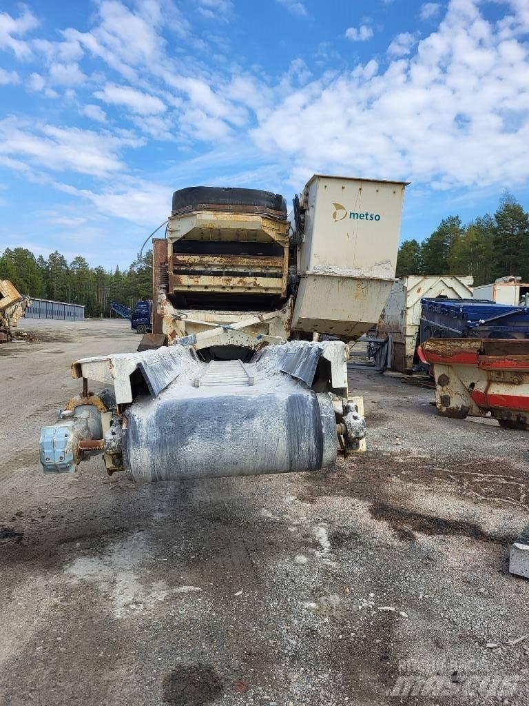 Metso LT 300 GPB Concasoare mobile