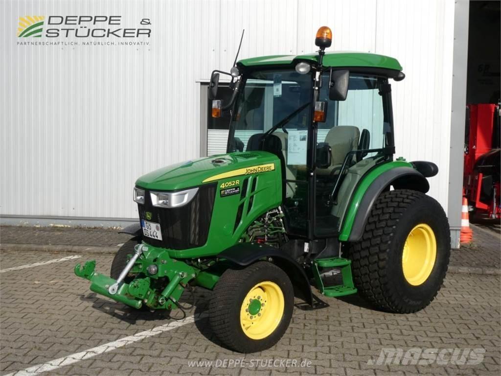 John Deere 4052R Tractoare compacte