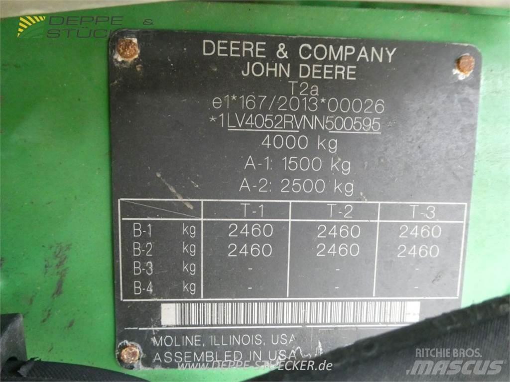 John Deere 4052R Tractoare compacte