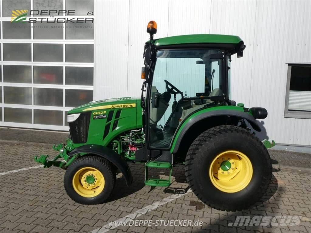 John Deere 4052R Tractoare compacte