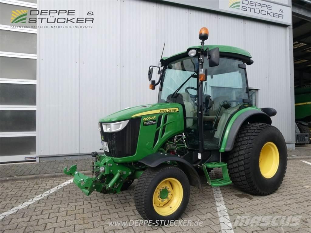 John Deere 4052R Tractoare compacte