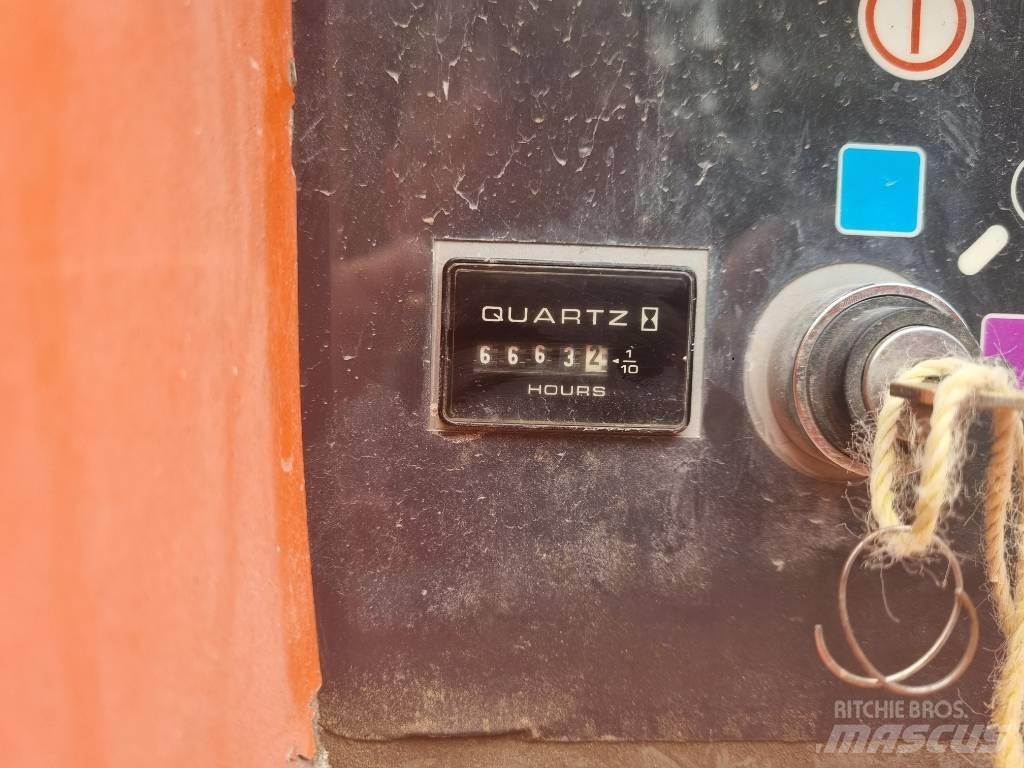 JLG 660 SJ Nacele cu brat telescopic