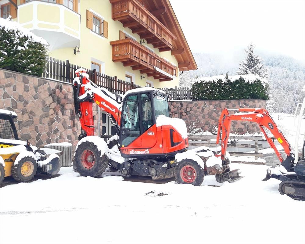 Euromach R555H Excavator amfibiu
