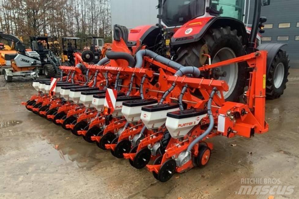 Kuhn Planter 3 Masini cu insamantare precisa