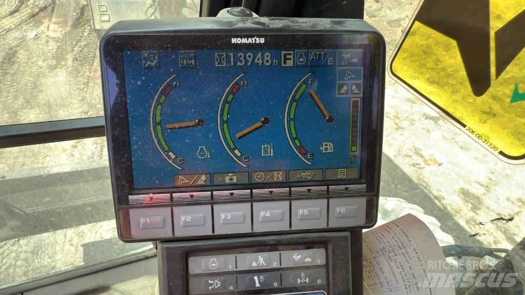 Komatsu PW 148-8 Excavatoare cu roti
