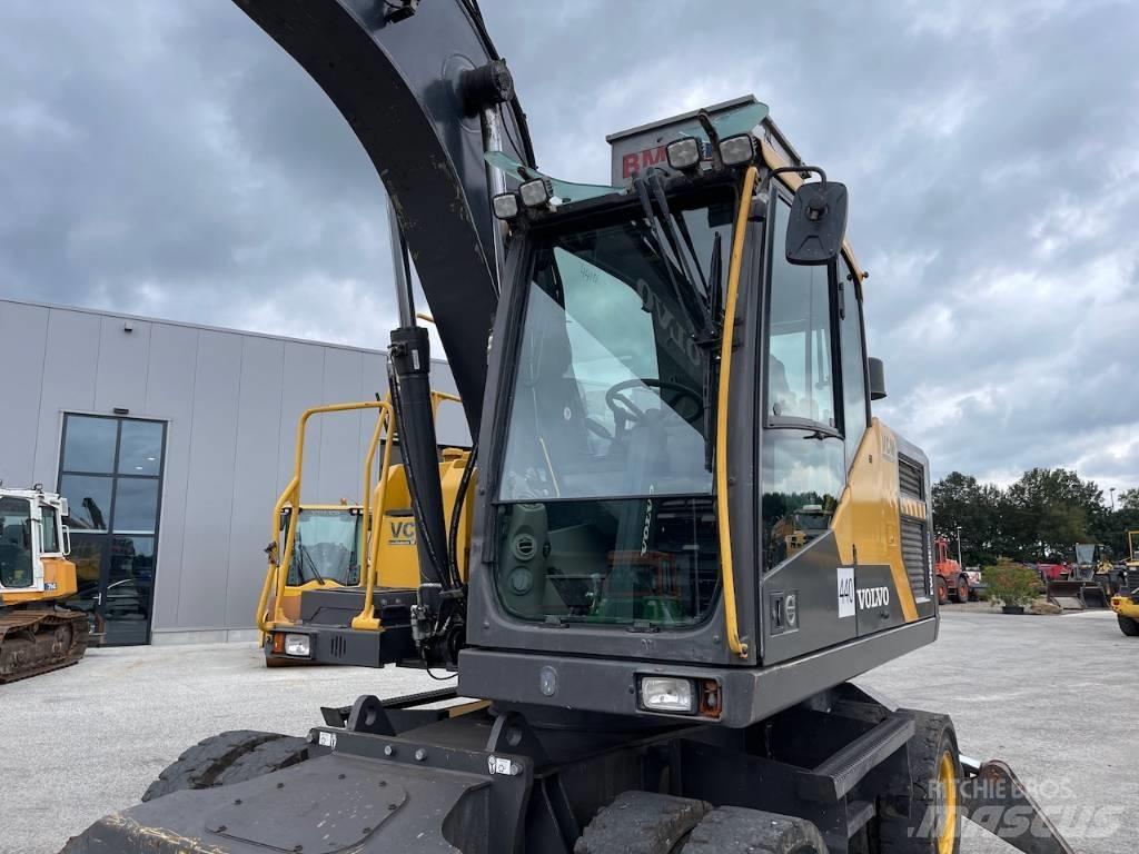 Volvo EW 160 E Excavatoare cu roti