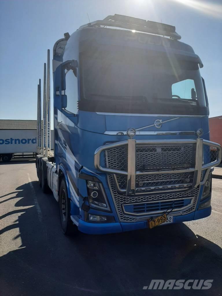 Volvo FH 16 Camion pentru lemne