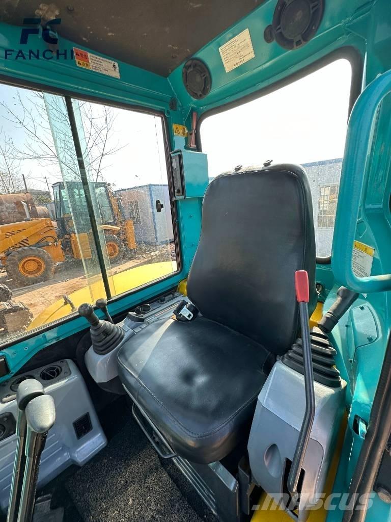 Kubota kx155 Excavatoare pe șenile
