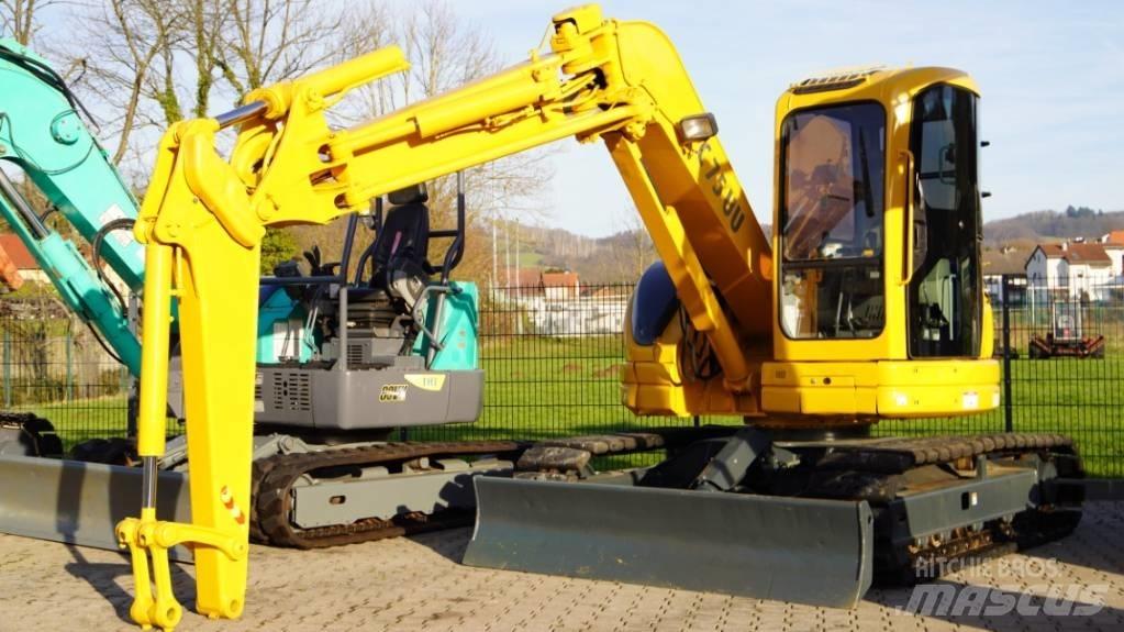 Komatsu PC 75 UU-3 Excavatoare 7t - 12t