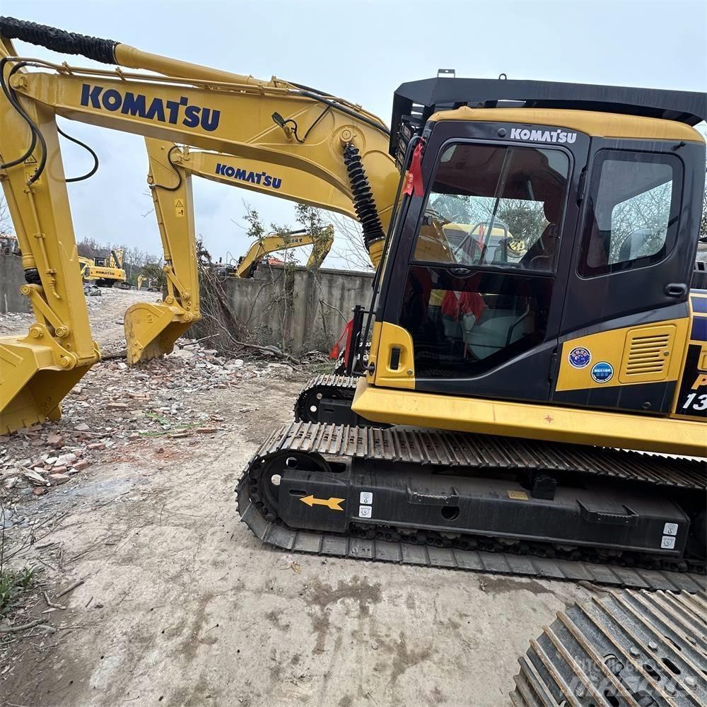 Komatsu PC 130-7 Excavatoare pe șenile
