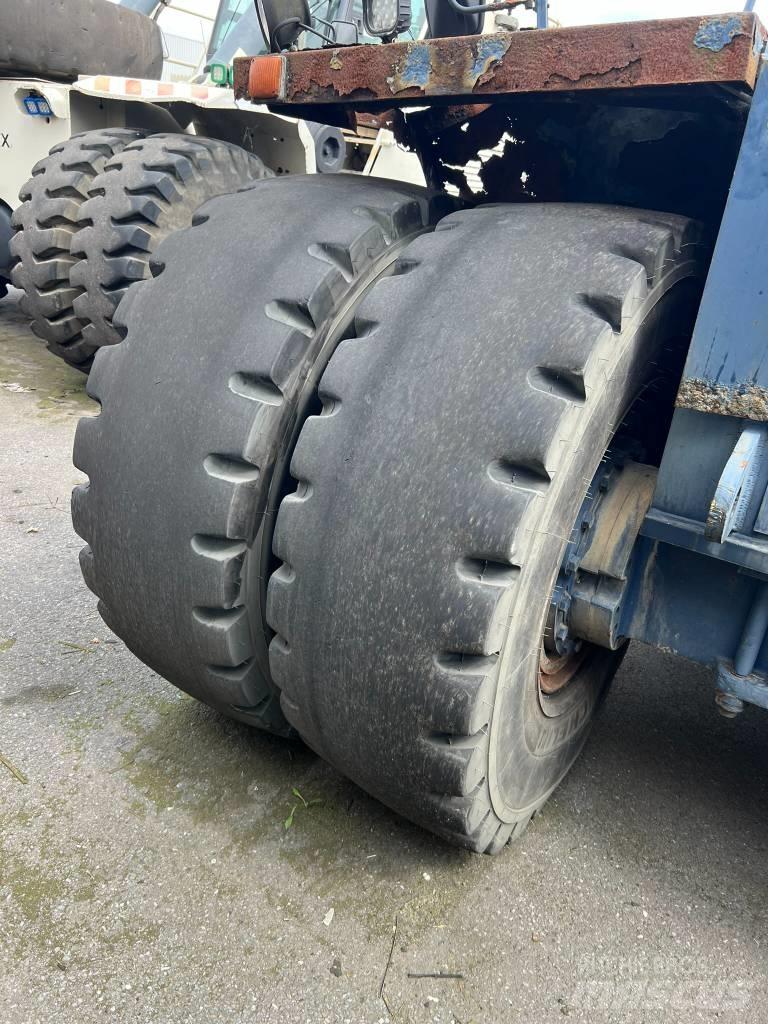 Terex TFC45 Stivuitoare Telescopice Rotative