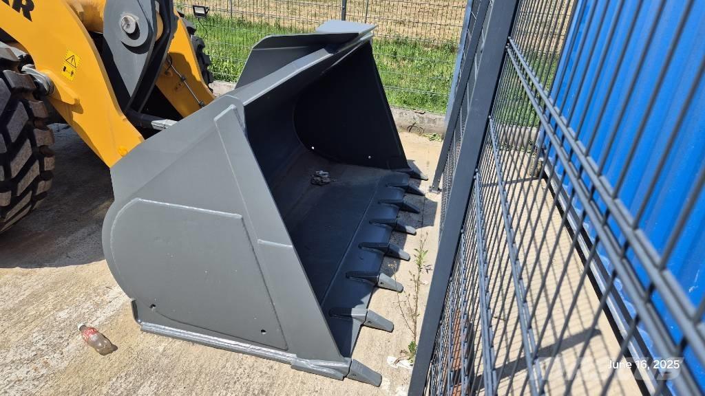 Liebherr L546 Incarcator pe pneuri
