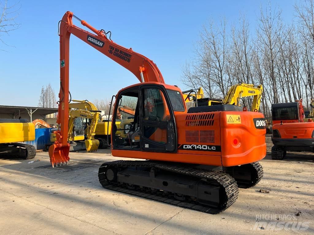 Doosan DX140 Mini excavatoare < 7t