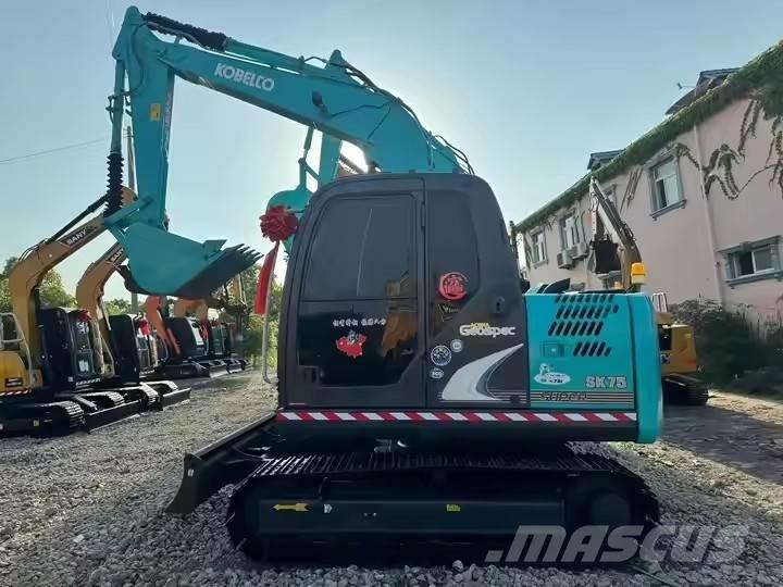 Kobelco SK 75 Excavatoare pe șenile
