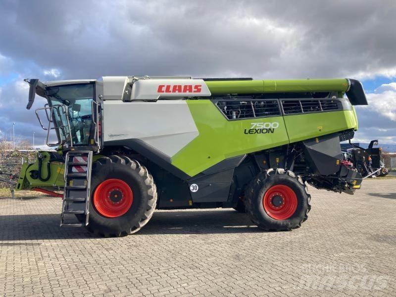 CLAAS LEXION 7500 Combine de secerat