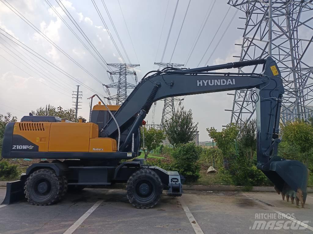Hyundai R210W Excavatoare cu roti