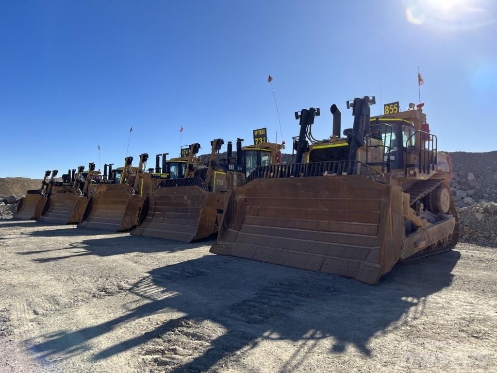 CAT D10T Buldozere pe senile