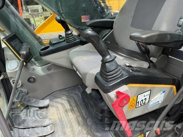 Volvo EC 220 Excavatoare pe șenile
