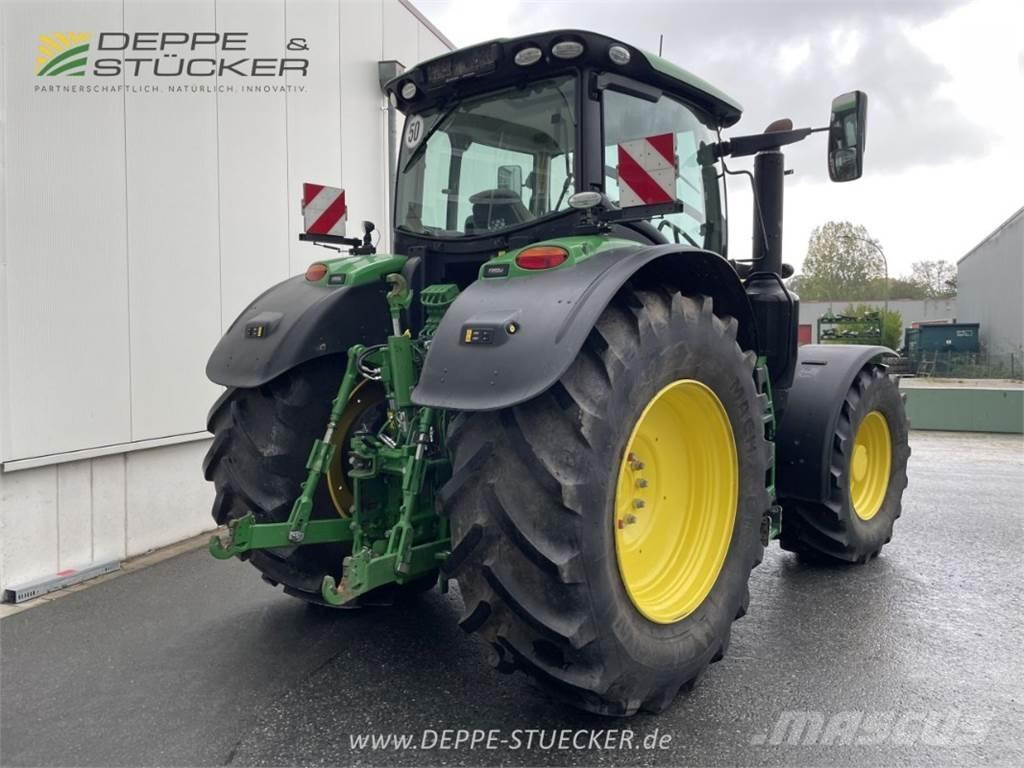 John Deere 6230R Tractoare