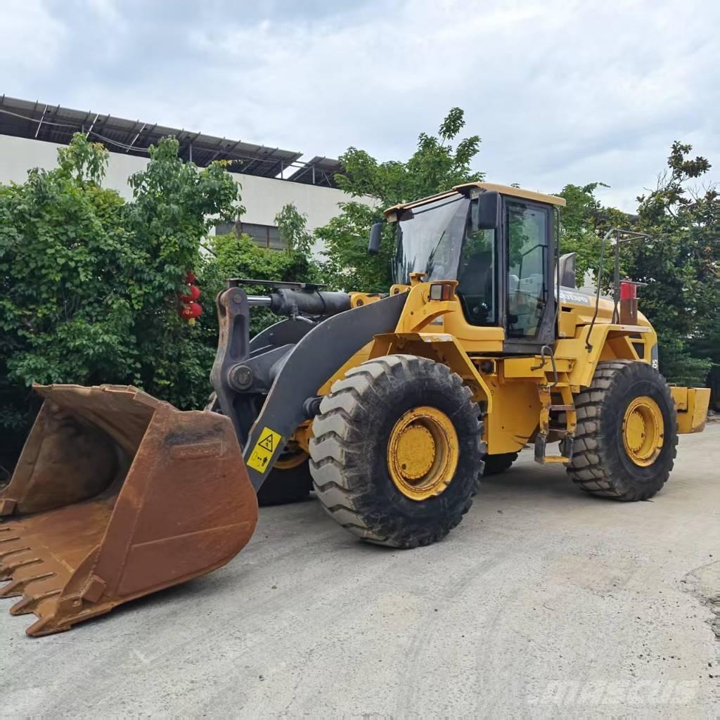 Volvo L 105 Incarcator pe pneuri
