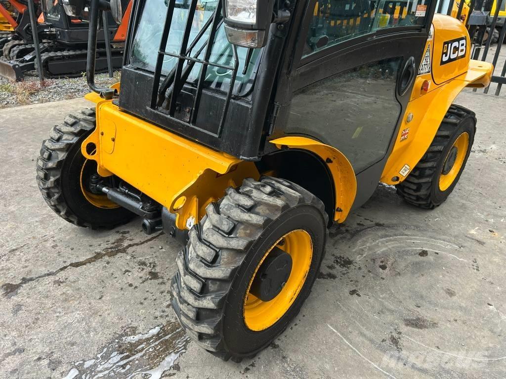JCB 520-40 Stivuitoare telescopice