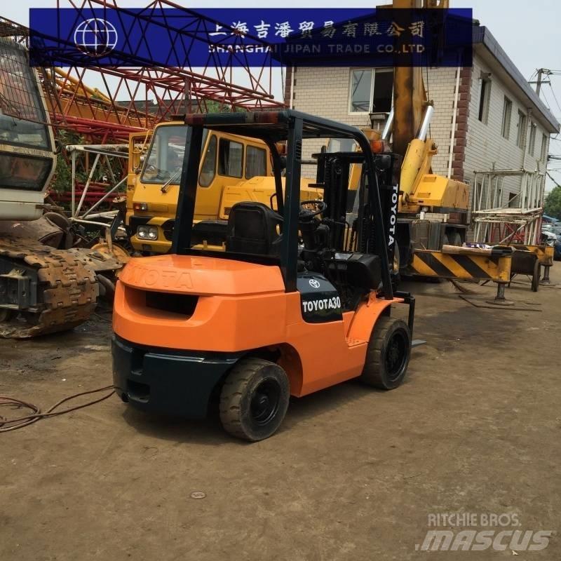 TCM FD 30 Stivuitor diesel