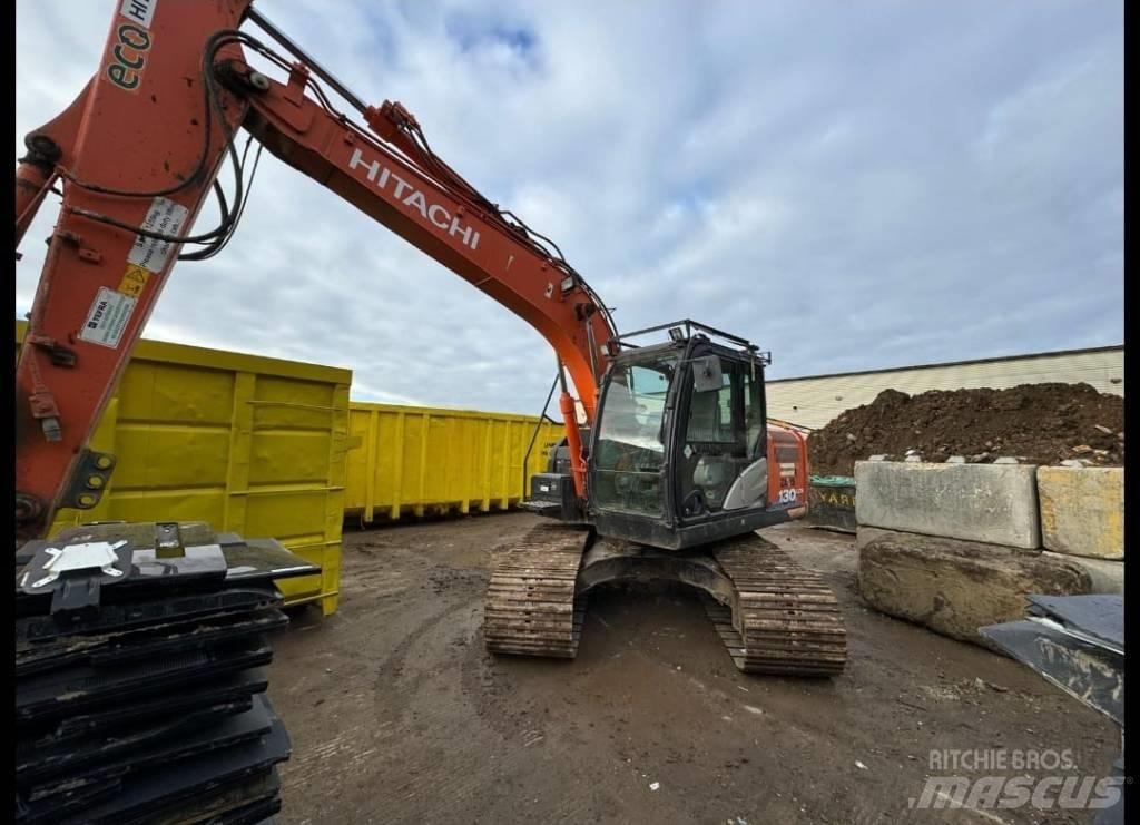 Hitachi 130 LCN Excavatoare pe șenile
