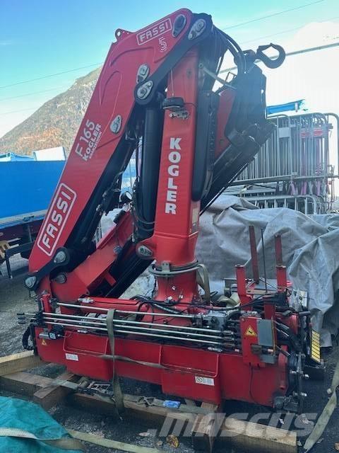 Fassi F 165 Macarale de încarcat