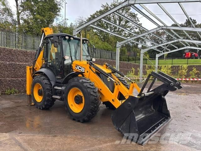JCB 4 CX Buldoexcavatoare