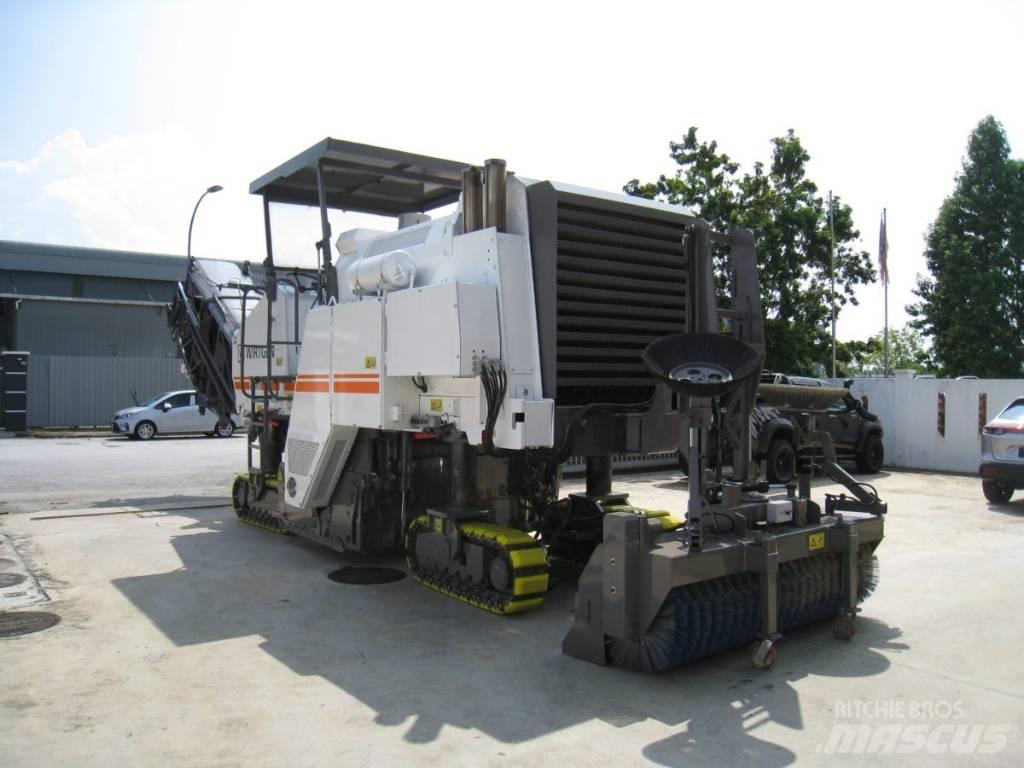 Wirtgen W1900 Utilaje asfalt cu freze reci