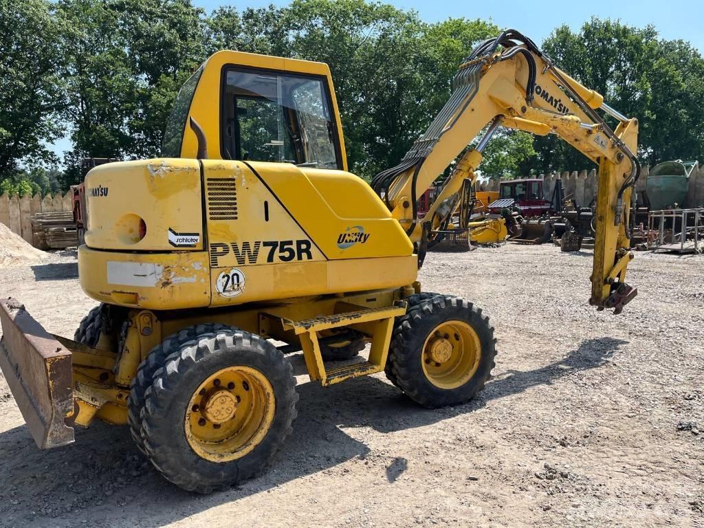 Komatsu PW 75 R Excavatoare cu roti