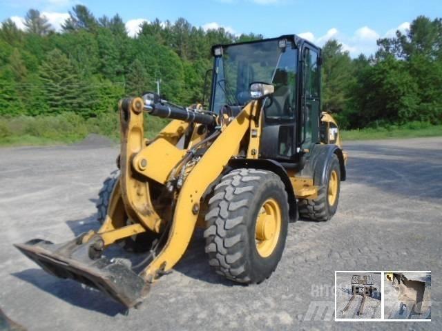 CAT 906 H 2 Incarcator pe pneuri