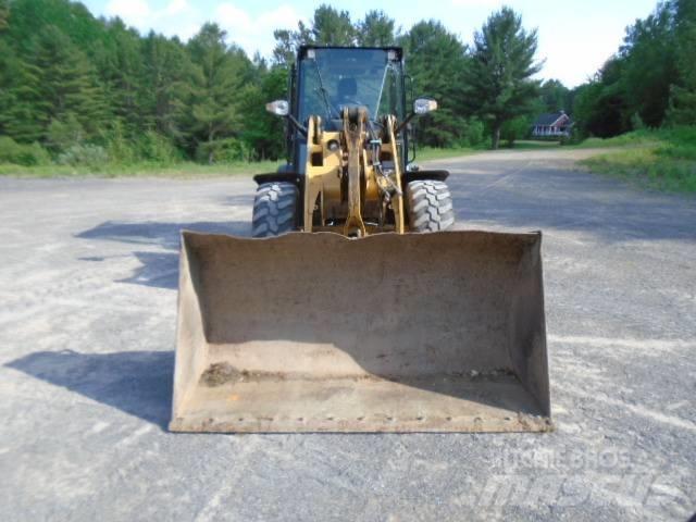 CAT 906 H 2 Incarcator pe pneuri