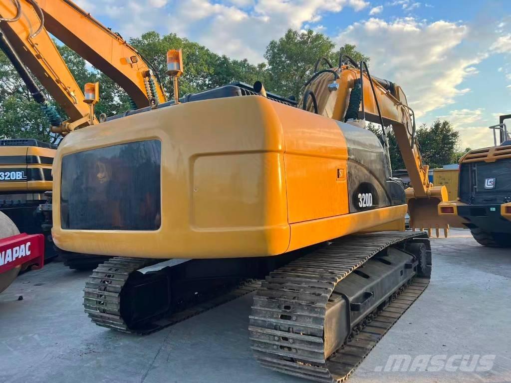 CAT 320 D Excavatoare pe șenile
