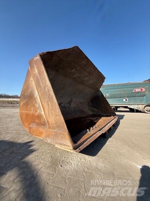 Doosan DL 400 Pistoane