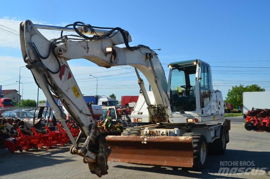 CASE WX 145 Excavatoare cu roti