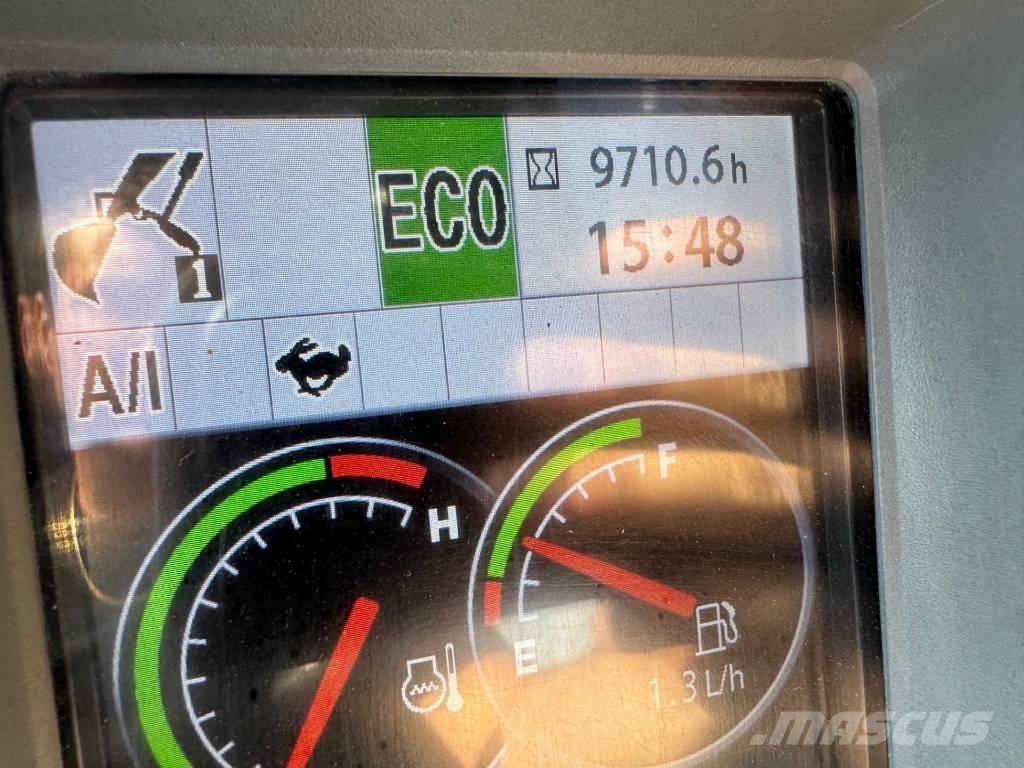 John Deere 130 G Excavatoare pe șenile
