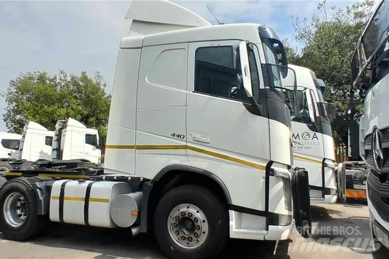 Volvo FH440 Altele