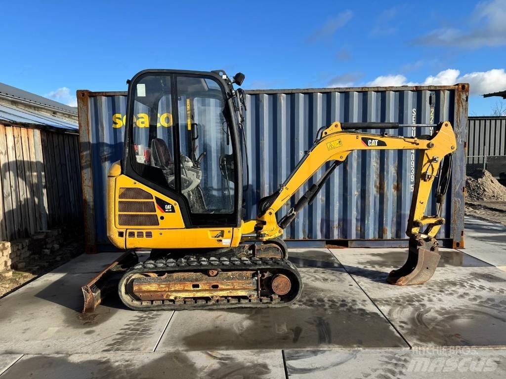 CAT 302.4 D Mini excavatoare < 7t
