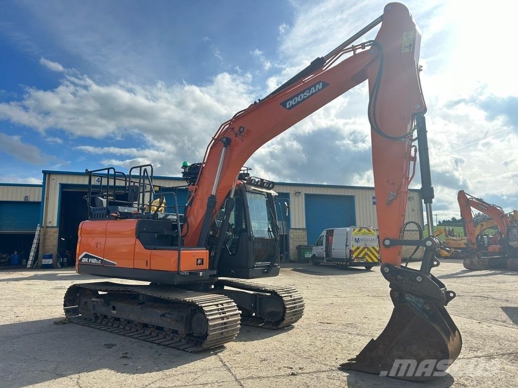 Doosan DX140 LC-7 Excavatoare pe șenile
