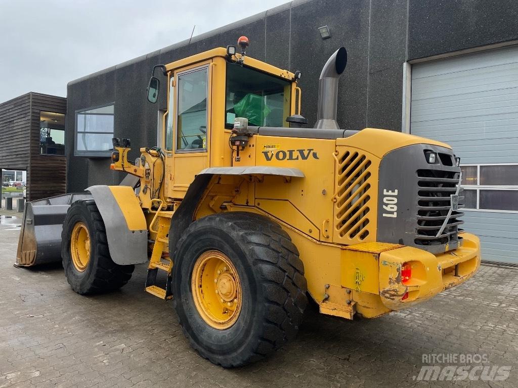 Volvo L60E Incarcator pe pneuri