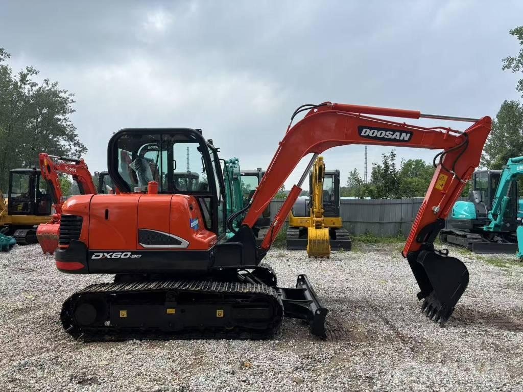 Doosan DX 60 Mini excavatoare < 7t