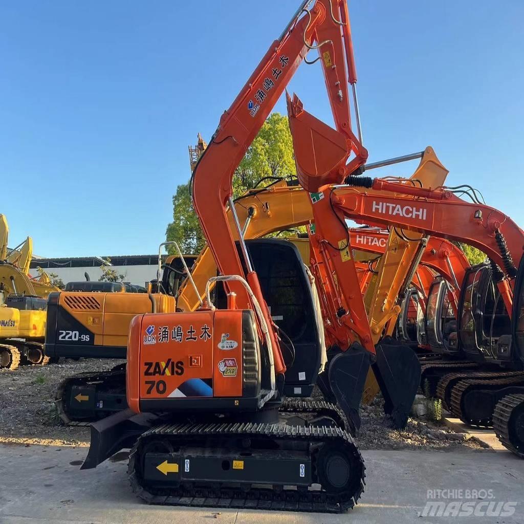 Hitachi ZX 70 Excavatoare pe șenile

