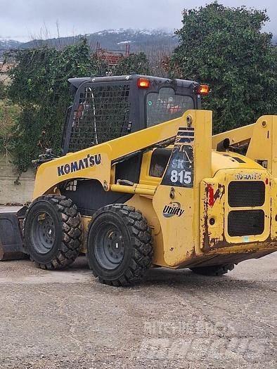 Komatsu SK815 Mini incarcatoare