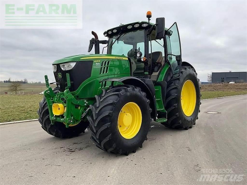 John Deere 6215 r Tractoare